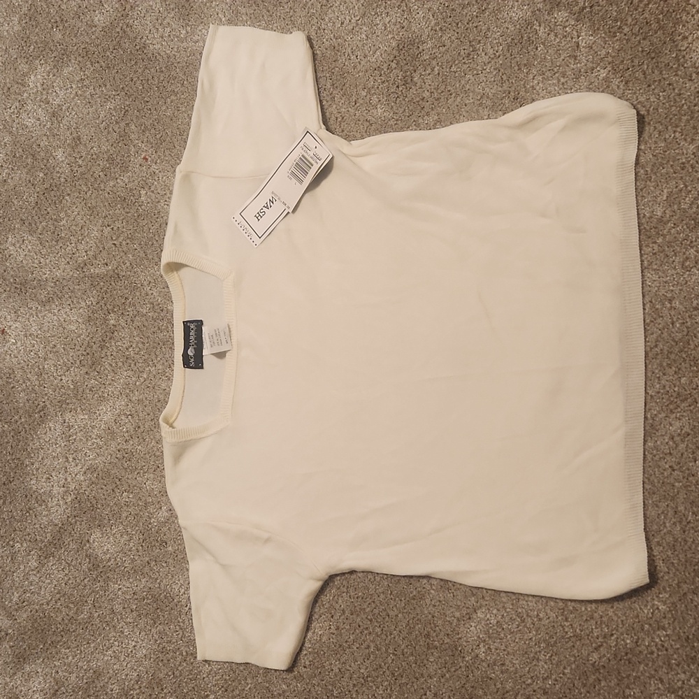 Cream short sleeve sweater